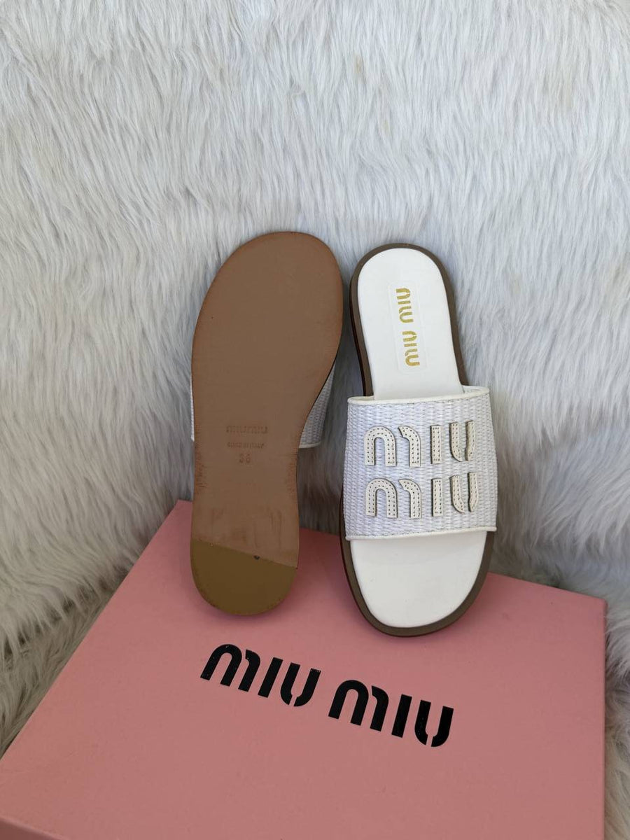Miu Miu Raffia Effect On Sale White Slides For Her With Original Box And Dustcover