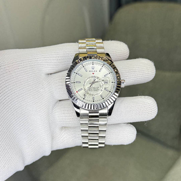 Rolex_SkyDweller_110