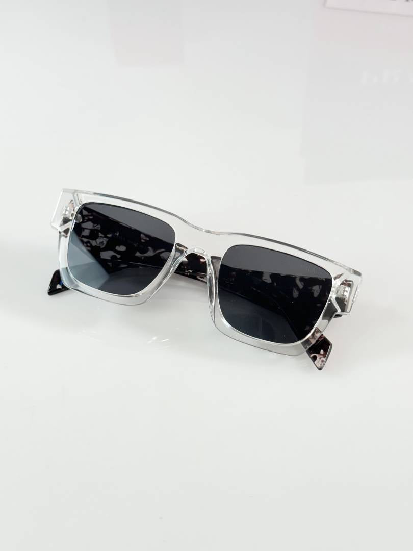 PR_WMNS_06_Water_Black