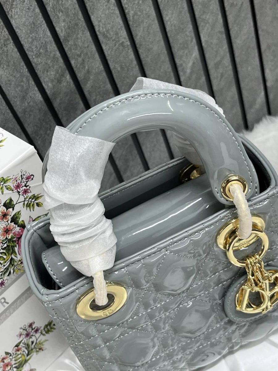 Dior_Lady_Mini_Patent_Leather_With_OriginalBox_DustCover_2LongBelt-Chain-And-Leather_StarCharm_Ribbon_Highend
