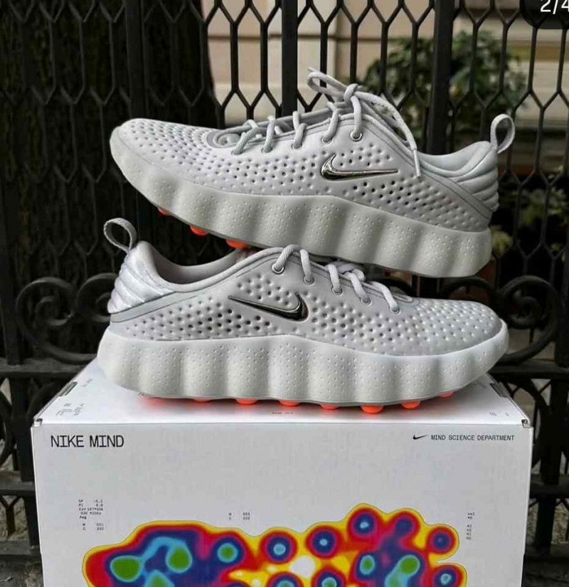 Nike Mind 002 Light Smoke Grey Fix