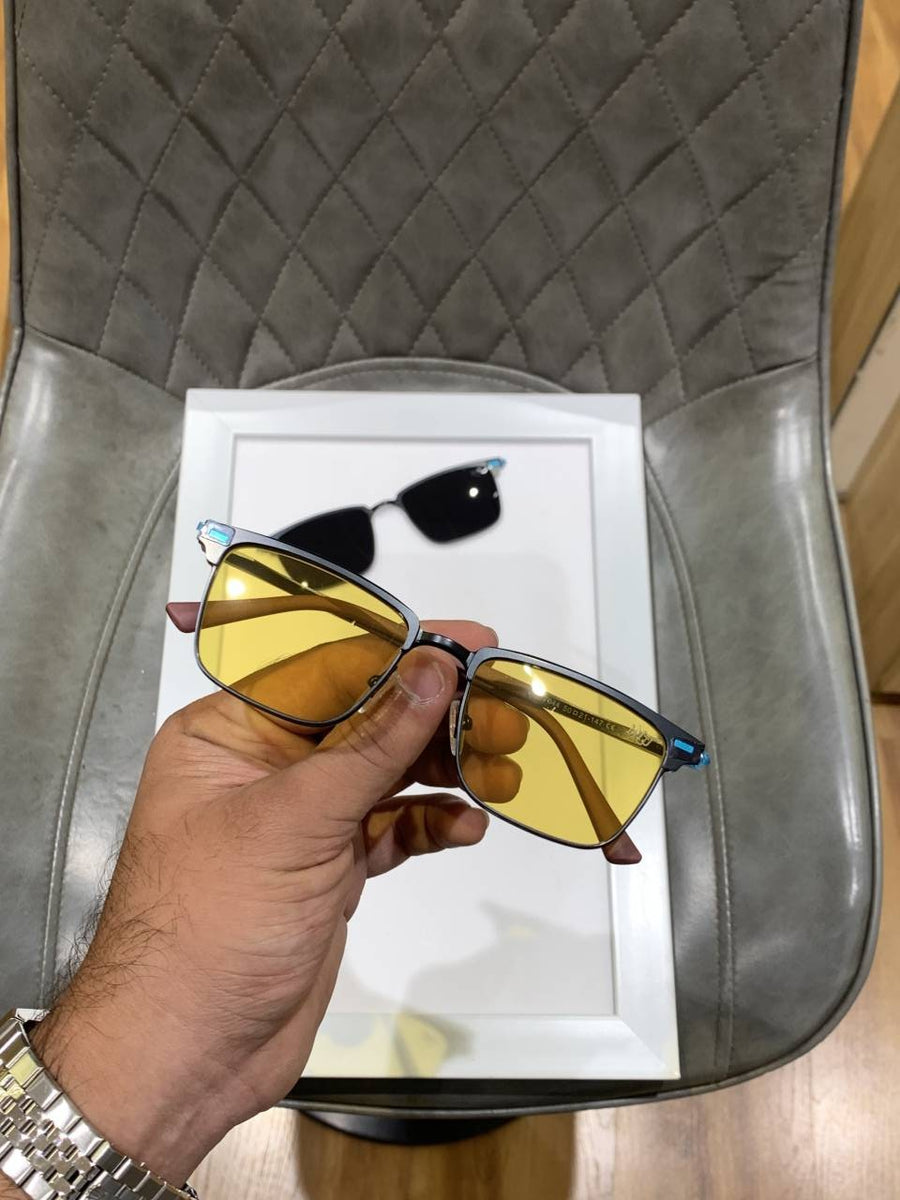 Marc_jacobs_7044_attachment_black