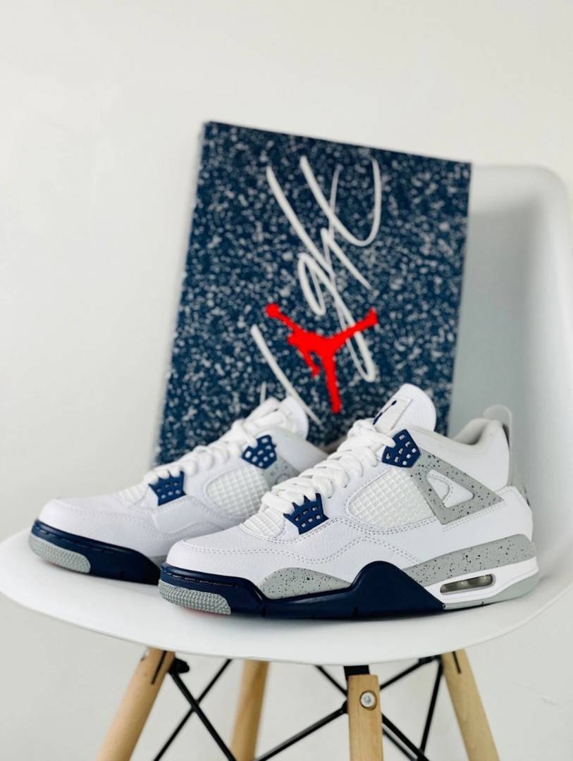 AIR JORDAN 4 MIDNIGHT NAVY