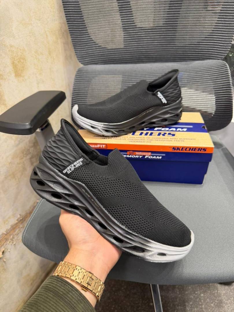 Skechers Slip-Ins textured mesh black