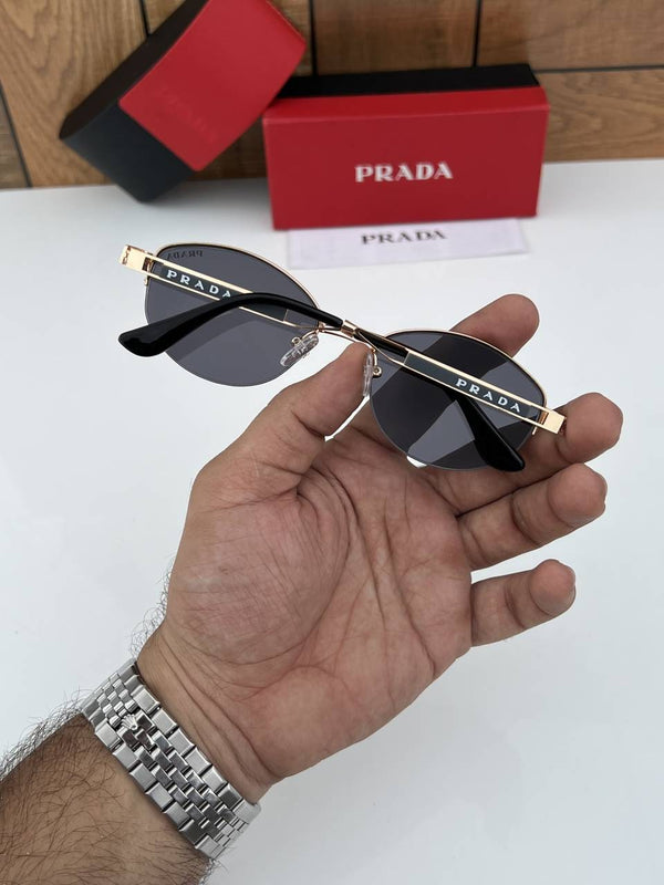 Prada_632_gold_black