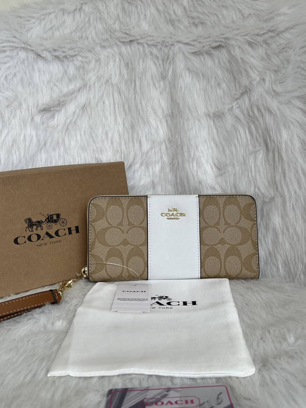 Coach_10-3_Premium_quality_zipper_Wallet_With_Box_Tags_DustCover_Highend_Quality
