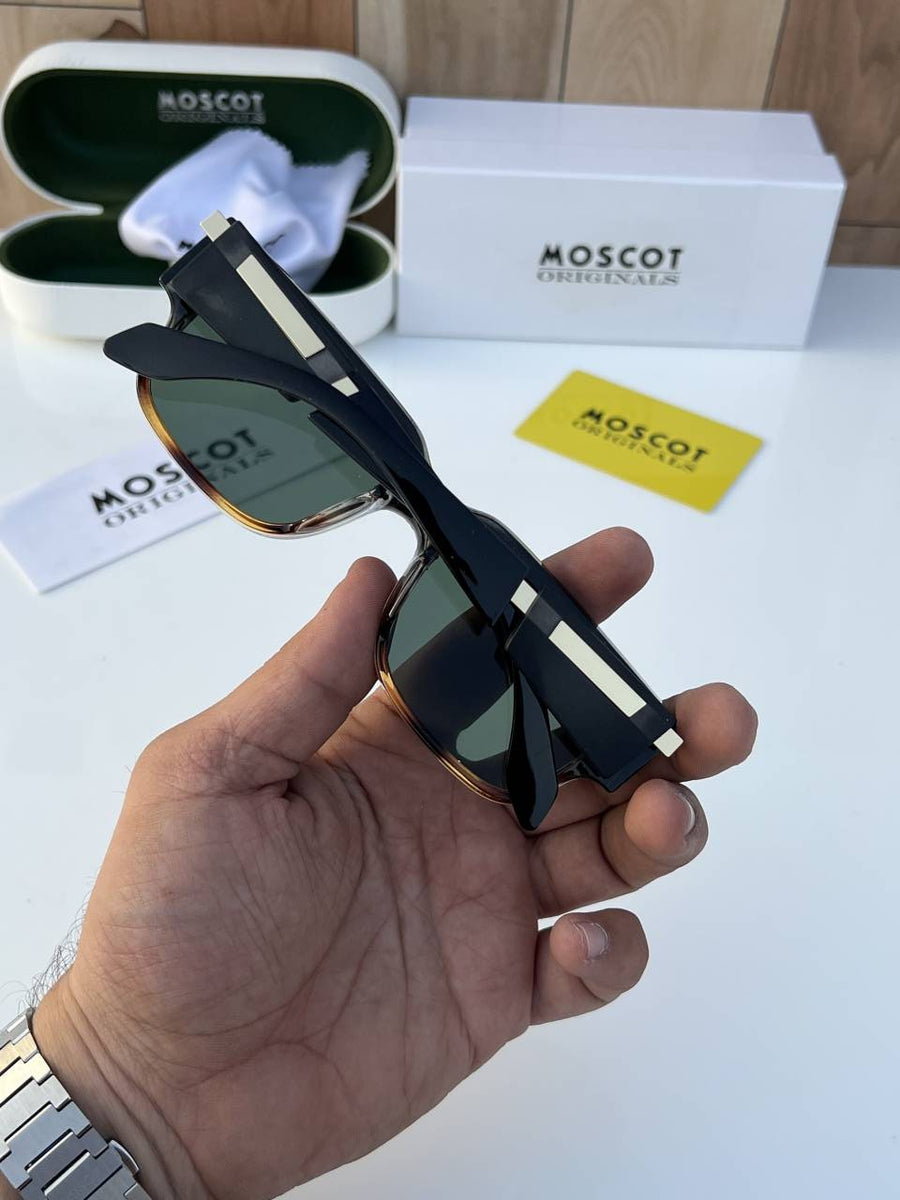 Moscot_1074_black_tiger