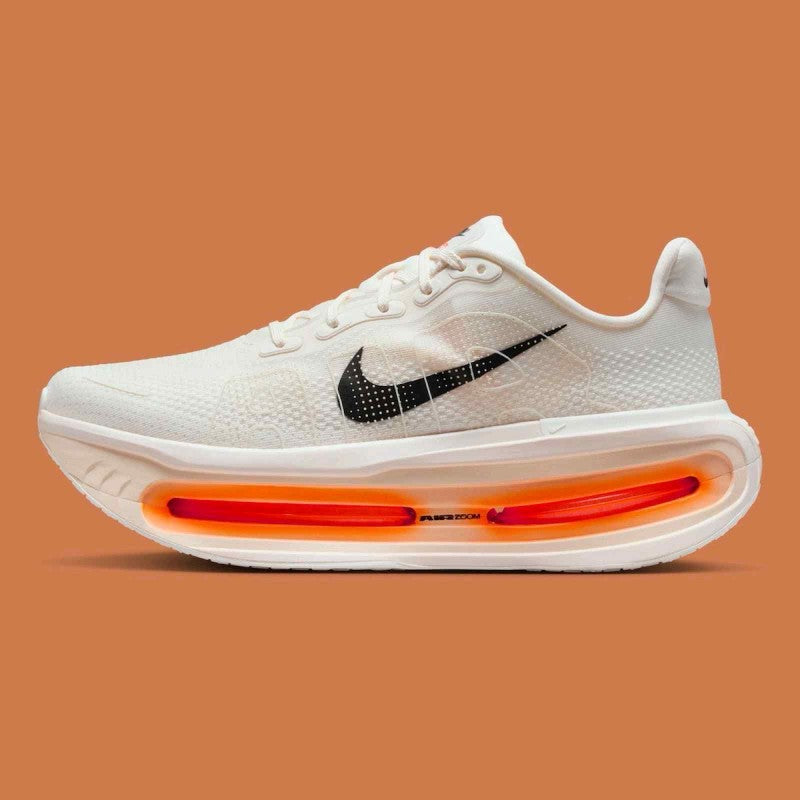 Nike_Vomero_Premiume_826