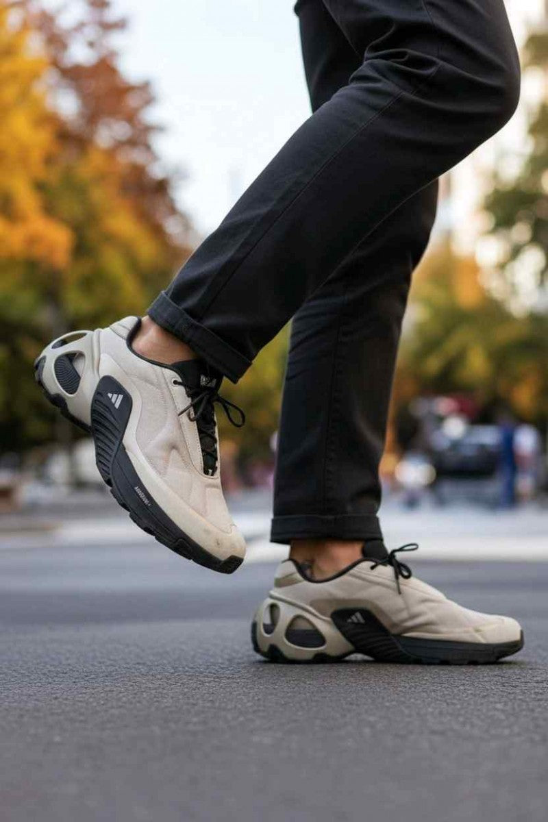 Adidas Wonder Runner Beige Black