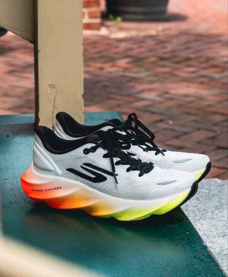 Sketcherss SKX Aero Burst Multi