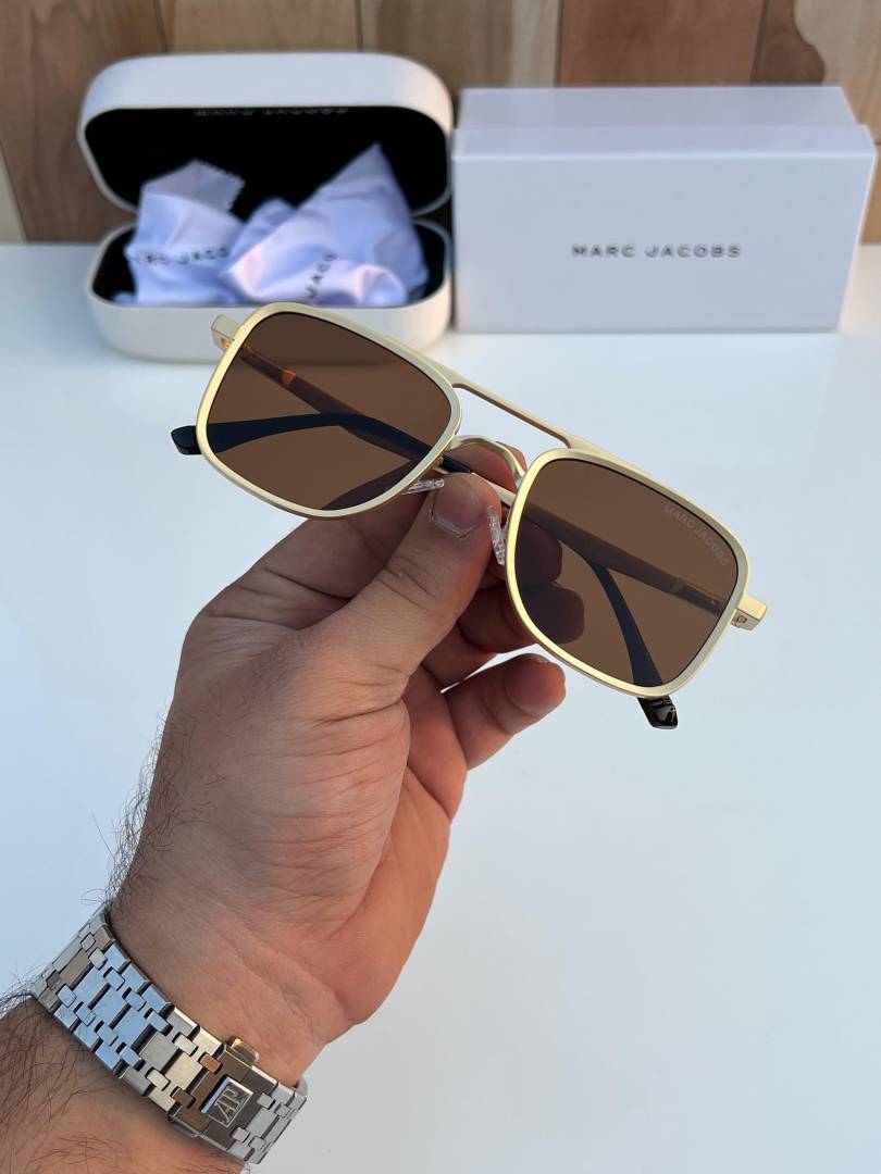 Marcjacobs503 gold brown