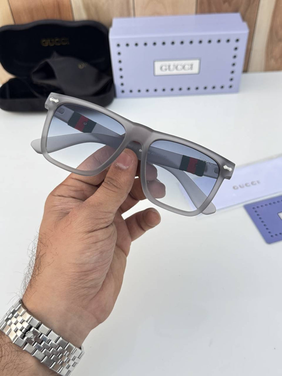 Gucci_1390_grey