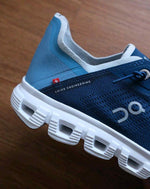 On Cloud 6 Coast Tempest Niagara 6050