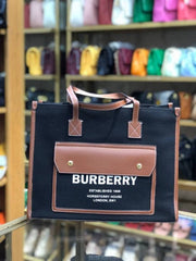 Burberry_Horseferry_London_Tote_Bag_With_Dust_Bag_(Black_Brown-985)