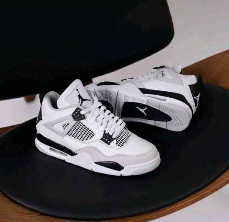 Jordan 4 Military Black Semi UA quality with special box 163