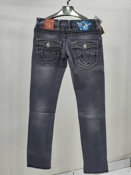 TRUE RELIGION IMPORTED STORE ARTICLE JEANS