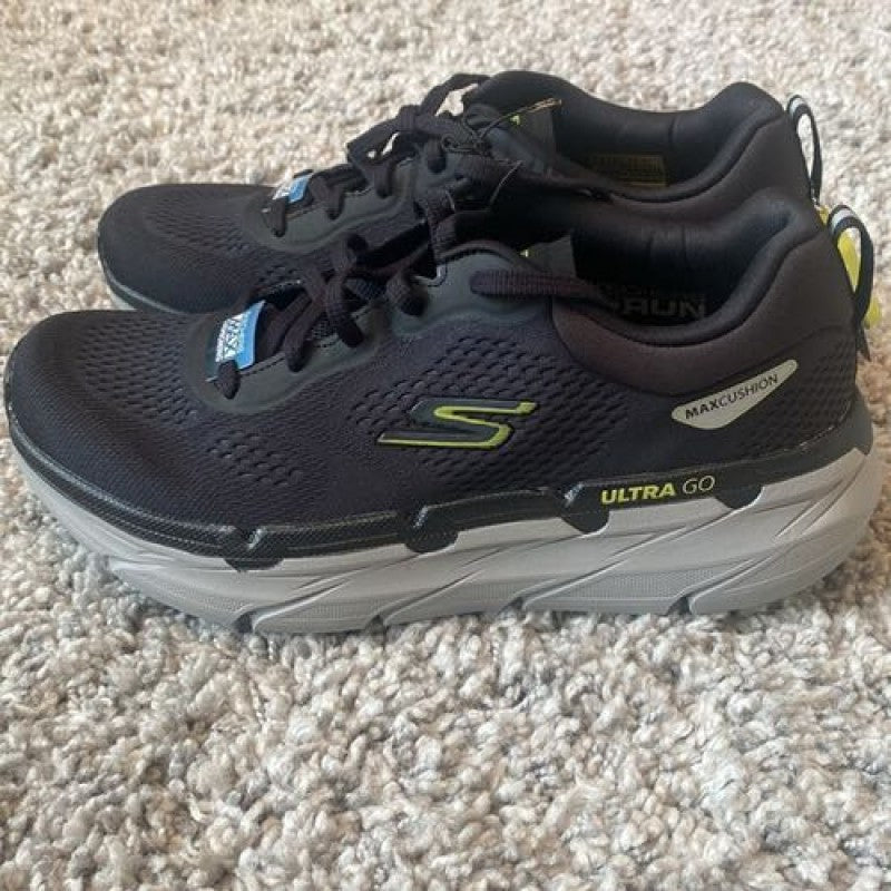 S go run maxcushion black white gray