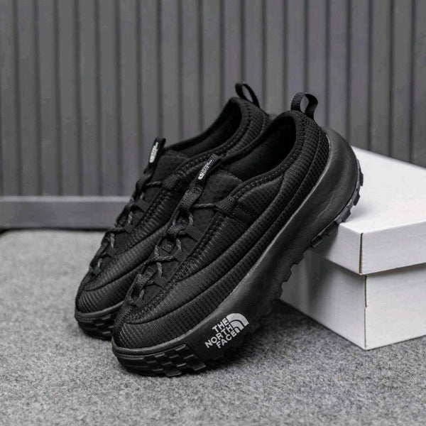 Thee North Face Mule Triple Black 2467