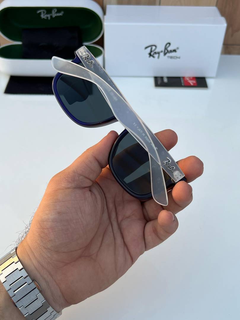 Ray-Ban 4165 blue water