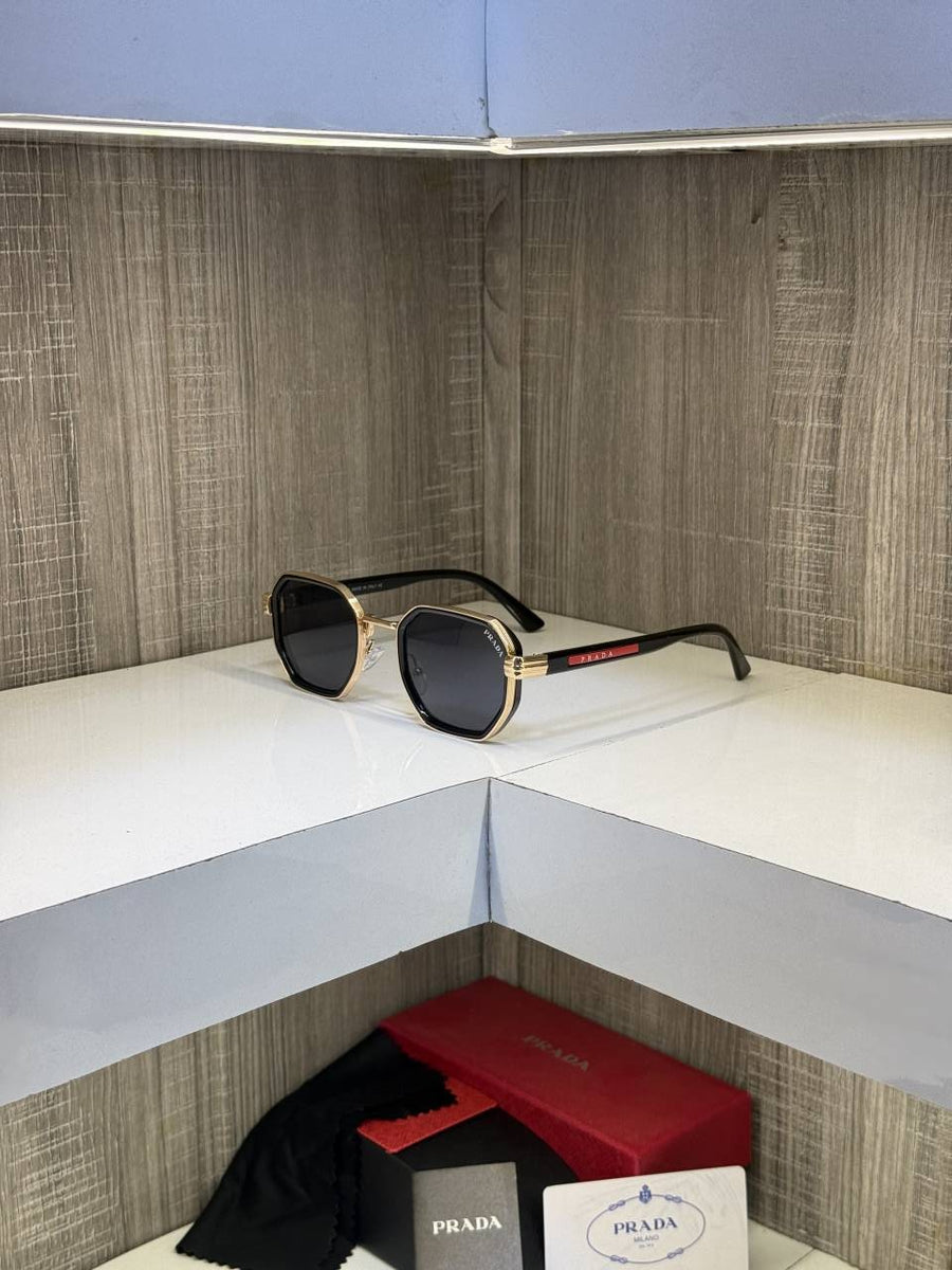 Prada 660 Sunglass