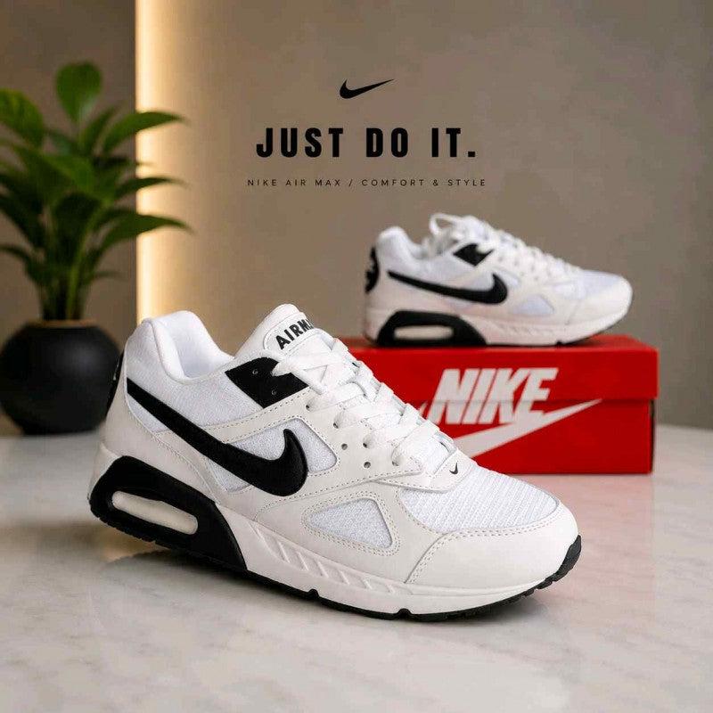 Nike AirMax IVO White Black 1783