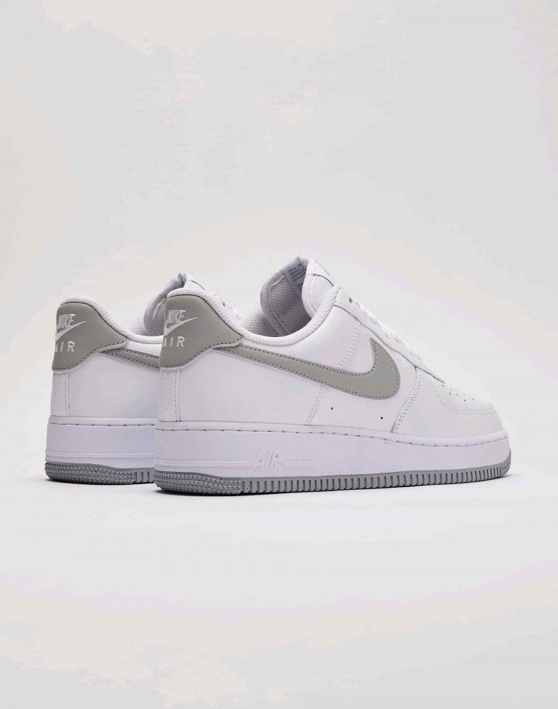 Nike Air force 1 07 White Smoke Grey