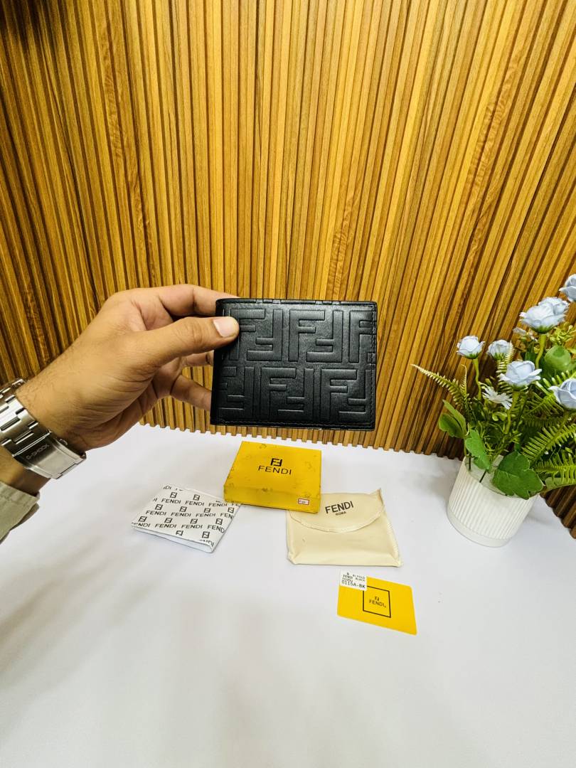 01 FENDDI PREMIUM QUALITY WALLET NO.61