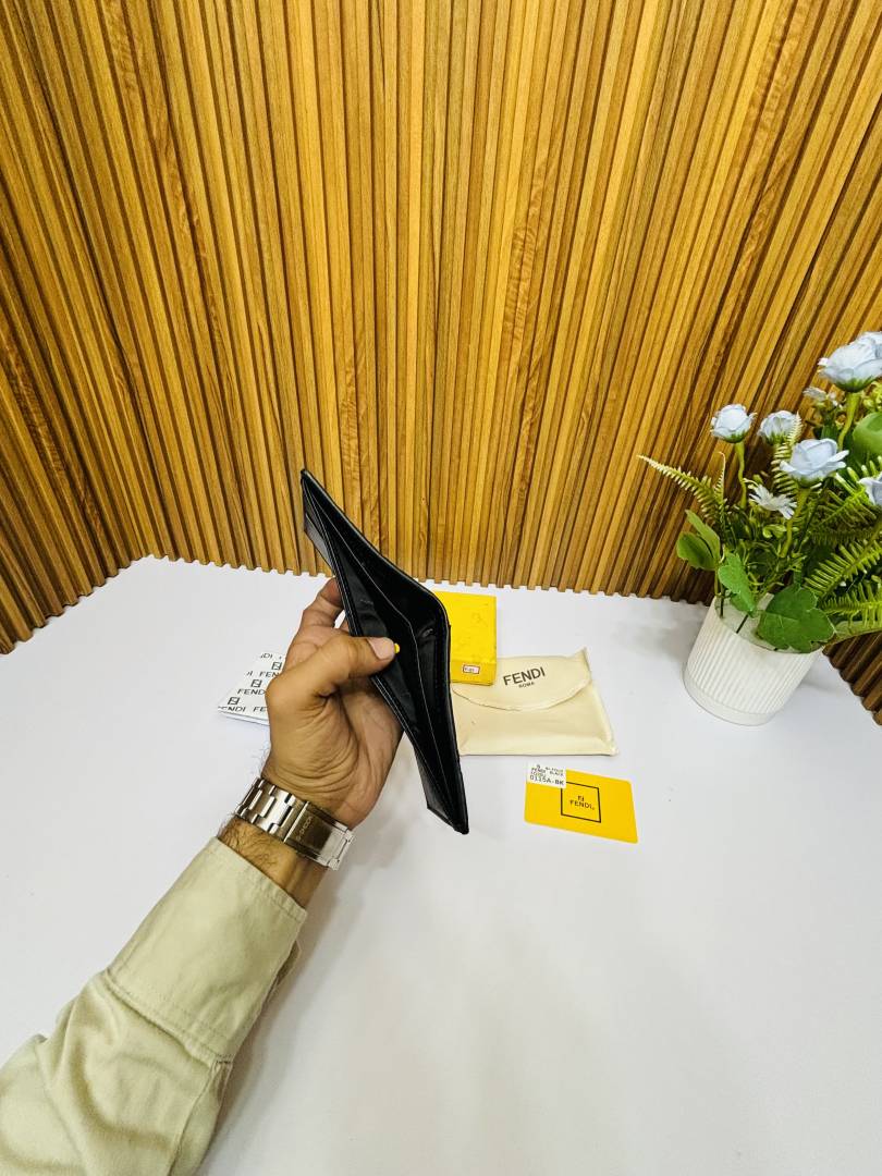 01 FENDDI PREMIUM QUALITY WALLET NO.61
