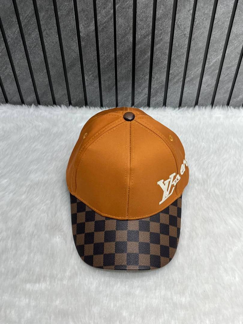 Louis Vuitton_Signature_Lovers_Side_Logo_Brown_Premium_Unisex_Cap_With_Safety_Box