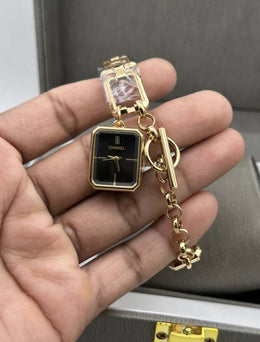 Chanel WATCH 154