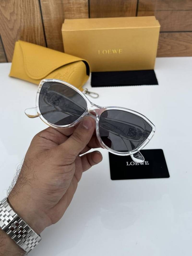 Loewe_8419_white_black