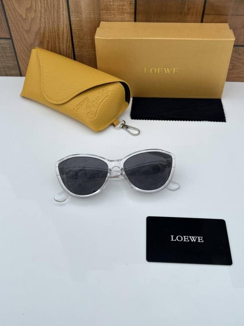 Loewe_8419_white_black