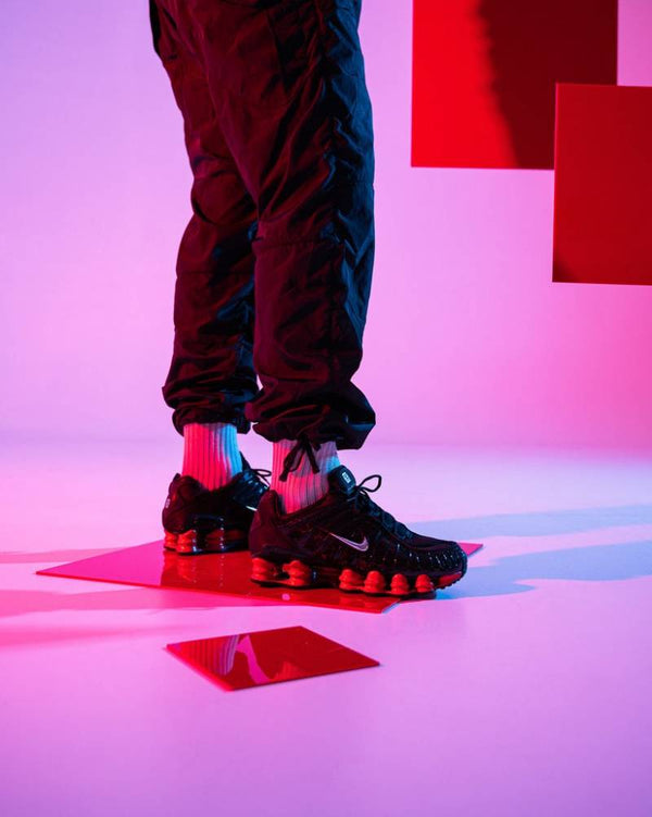 Skepta_X_Nikke_Shox_TL_Black_Red 2045