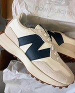 Neww Balance 327 White Navy 5077