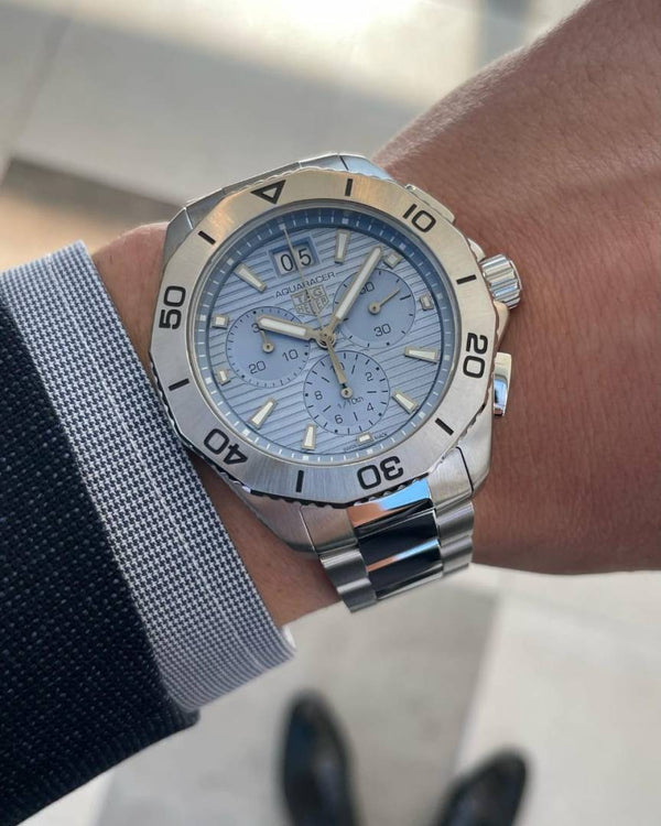 Tag Huer aquaracer professional 200 chronograph