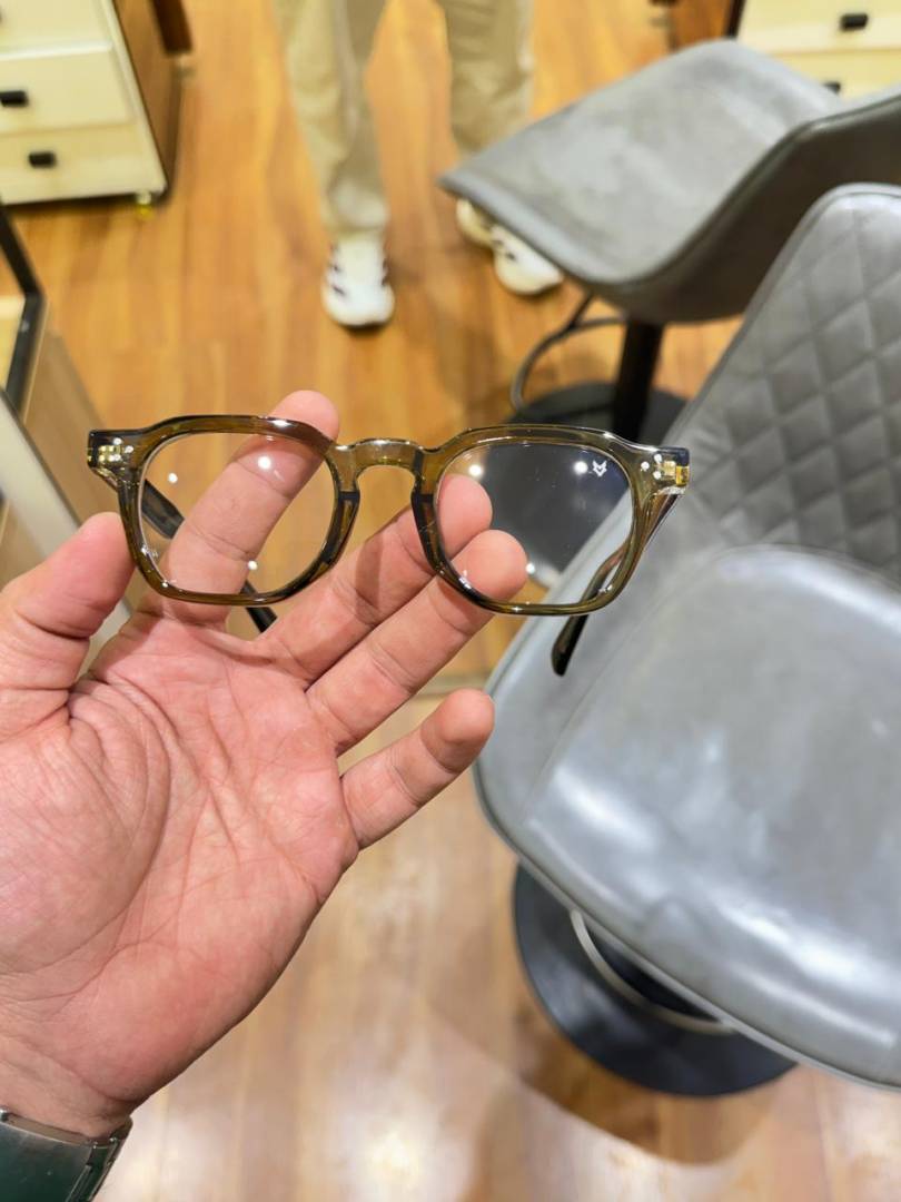 mairo 137 olive green plano