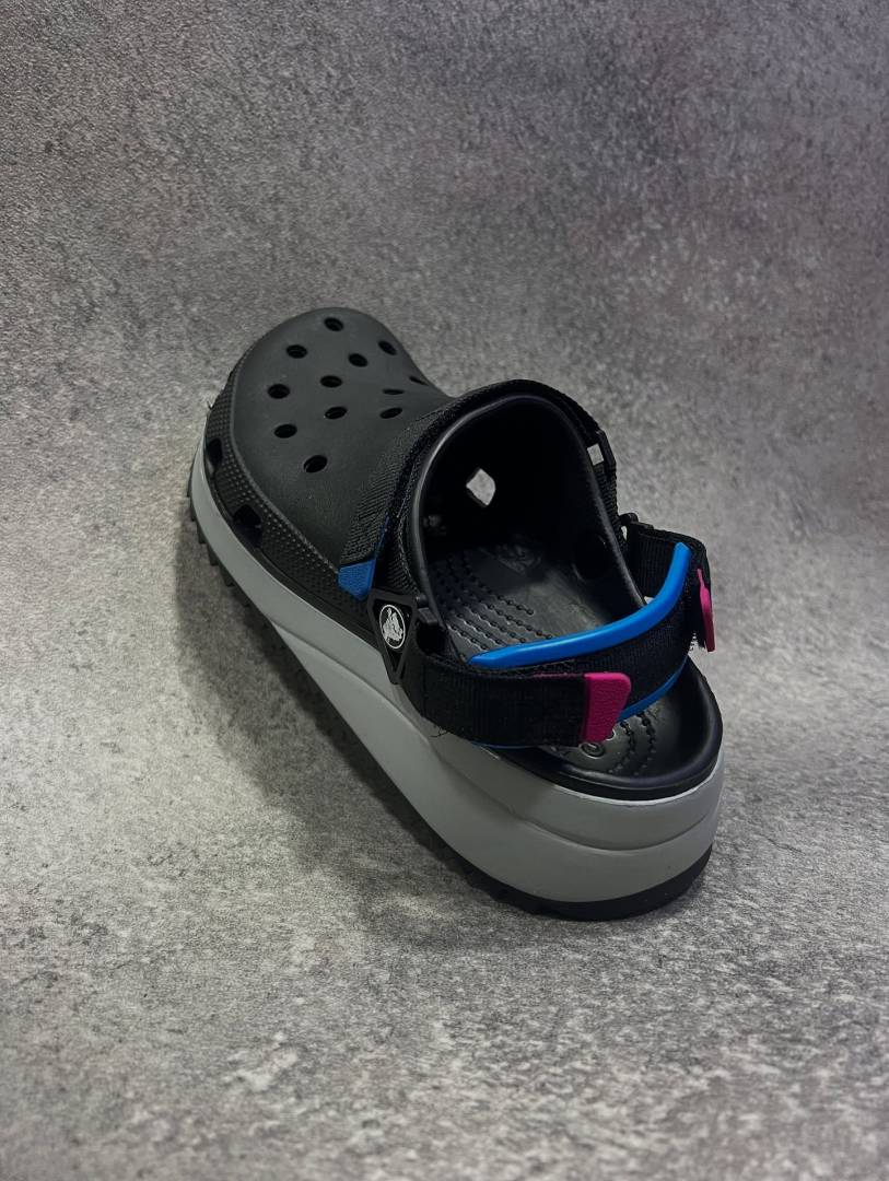 Crocs Classic Hiker Clogs black blue