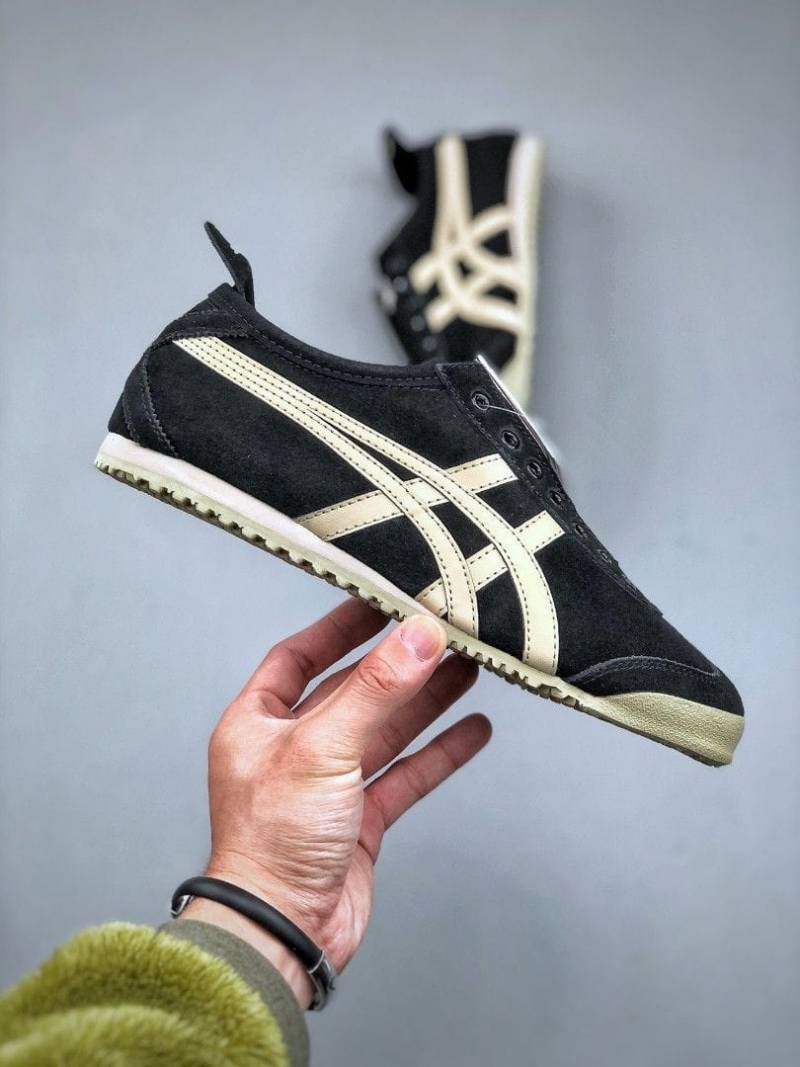 Onitsuukkaa Tiger Slip On Black Putty