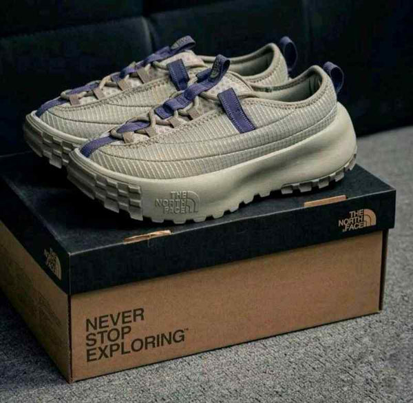 The North Fasee Never Stop Lace Beige Purple