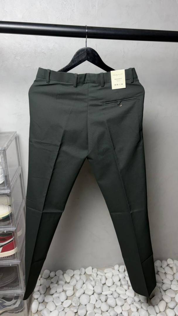 Gant Premium Straight Fit Pants 2388