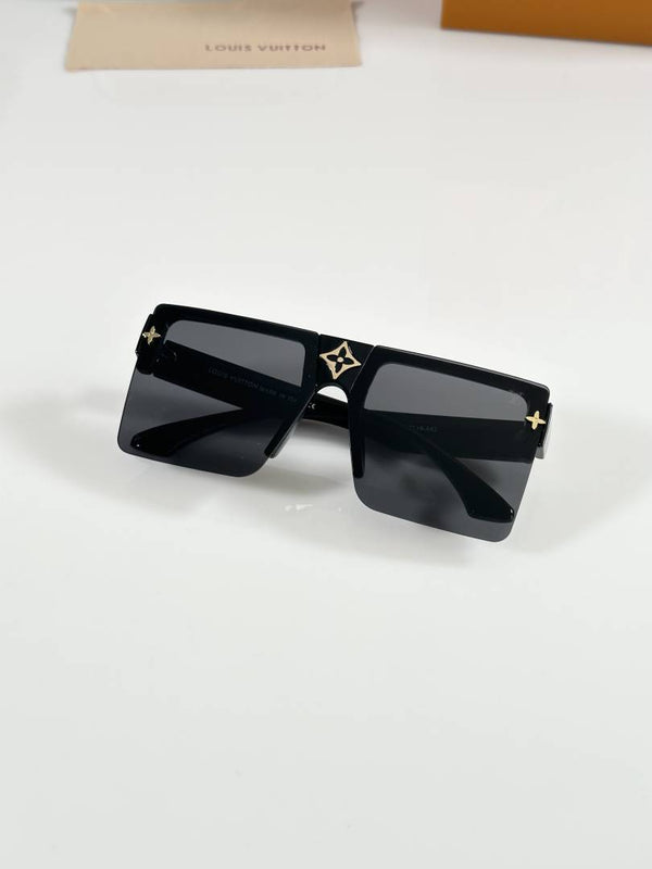 Louis Vuitton_3371_Black