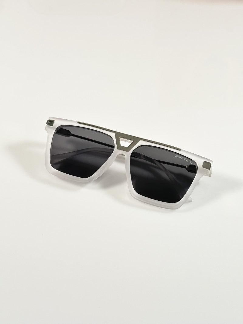 Louis Vuitton_1230_Ice_Black