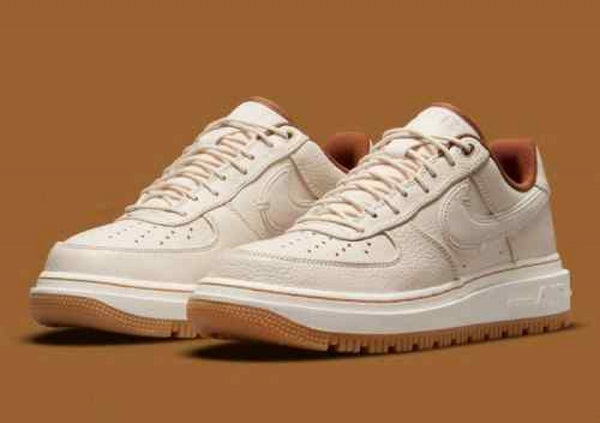 Nike Airforce 1 low luxe pecan shoe