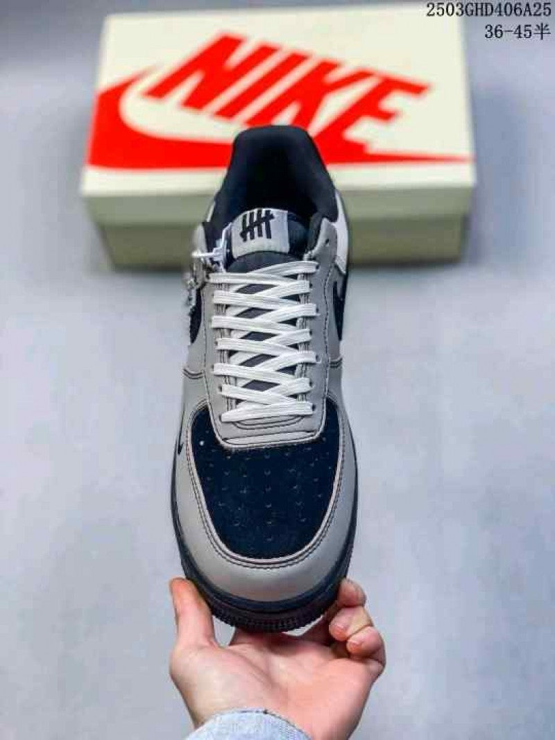 Nike Air Force 1 07 Undefeated women