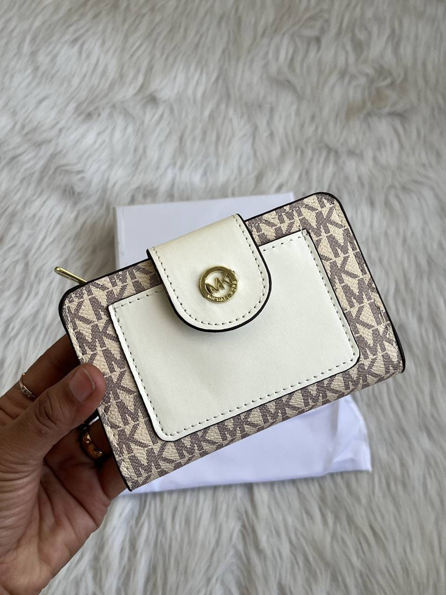 Michael Kors_117_Flap_Wallet_With_OriginalBox_DustCover_Premium