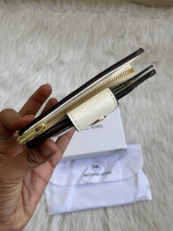 Michael Kors_117_Flap_Wallet_With_OriginalBox_DustCover_Premium