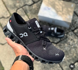 ON Cloud Running X 3 Trainers All Black 563 sale