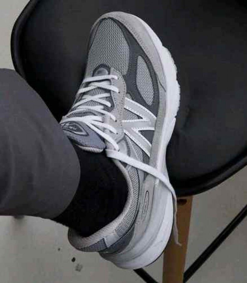 New Balencee 990v6 Grey 2578