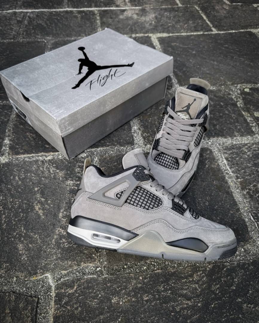 Nike AIR JORDAN RETRO 4 CAVE STONE
