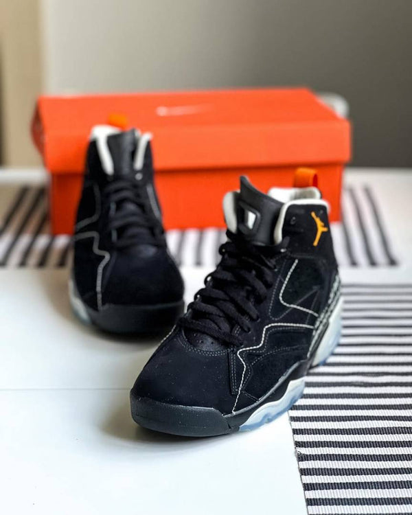 ....Nikkee Retro 6 Jumpman MVP Paris
